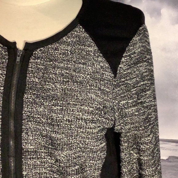 Eileen Fisher Black White Tweed Boucle’ Stretch Zip Front Sweater Jacket Sz M - Picture 5 of 11